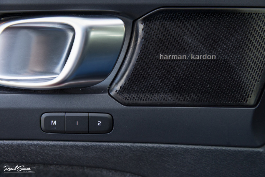 Volvo XC40 Recharge Twin Pro Ultimate | Panoramadak | Adaptieve cruise | Memory | Harman Kardon | Blis |