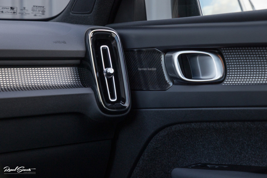 Volvo XC40 Recharge Twin Pro Ultimate | Panoramadak | Adaptieve cruise | Memory | Harman Kardon | Blis |