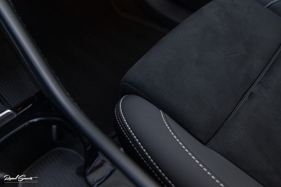 Volvo XC40 Recharge Twin Pro Ultimate | Panoramadak | Adaptieve cruise | Memory | Harman Kardon | Blis |