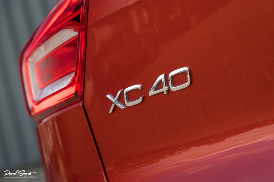 Volvo XC40 Recharge Twin Pro Ultimate | Panoramadak | Adaptieve cruise | Memory | Harman Kardon | Blis |