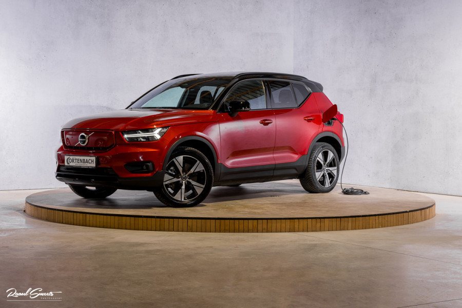 Volvo XC40 Recharge Twin Pro Ultimate | Panoramadak | Adaptieve cruise | Memory | Harman Kardon | Blis |