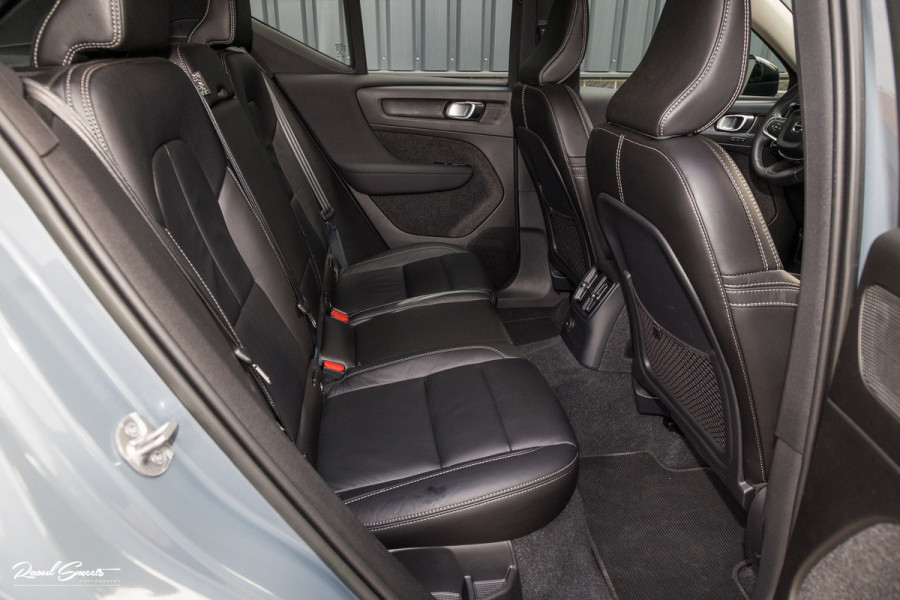 Volvo XC40 1.5 T4 Plug-in hybrid Plus Dark | Adaptieve cruise | Memory | Blis | Harman Kardon |