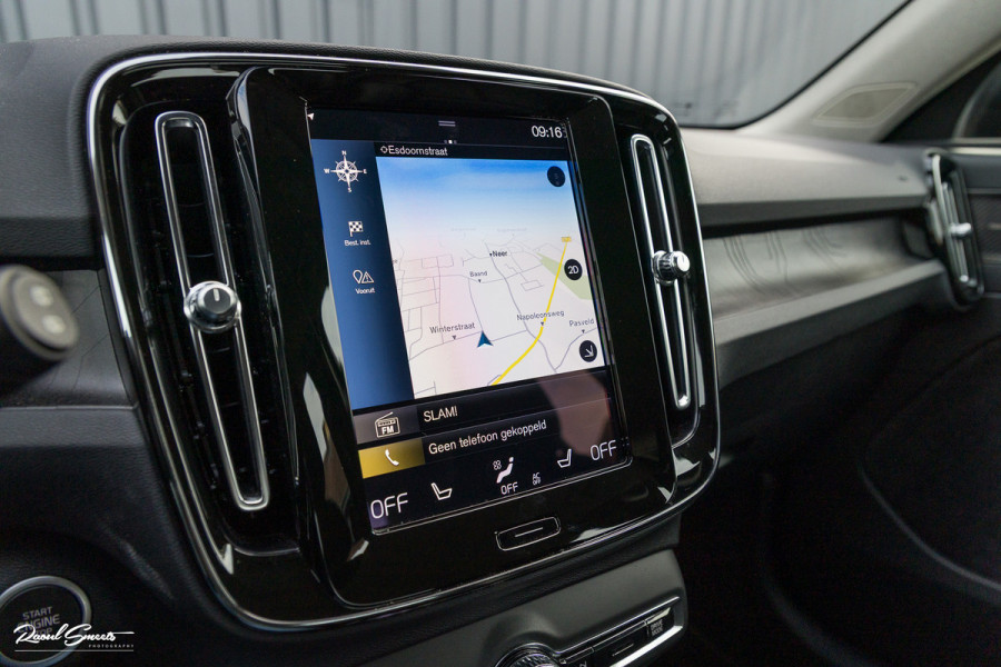 Volvo XC40 1.5 T4 Plug-in hybrid Plus Dark | Adaptieve cruise | Memory | Blis | Harman Kardon |