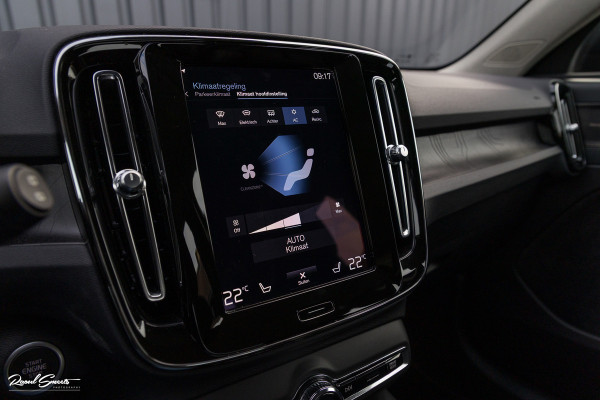 Volvo XC40 1.5 T4 Plug-in hybrid Plus Dark | Adaptieve cruise | Memory | Blis | Harman Kardon |