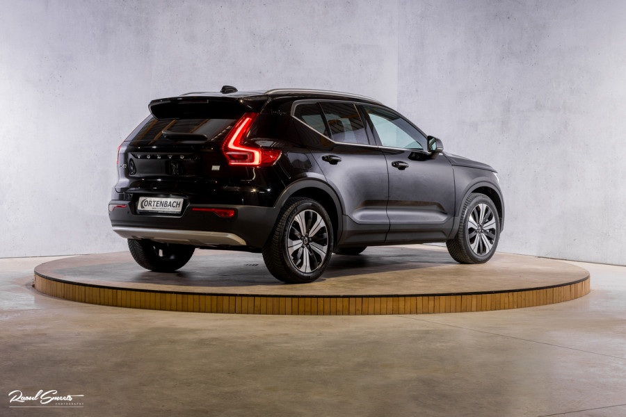 Volvo XC40 1.5 T5 Plug-in hybrid Ultimate Bright | Panoramadak | Adaptieve cruise | Memory | Blis | Harman Kardon |