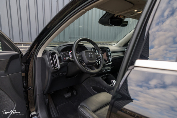 Volvo XC40 1.5 T5 Plug-in hybrid Ultimate Bright | Panoramadak | Adaptieve cruise | Memory | Blis | Harman Kardon |