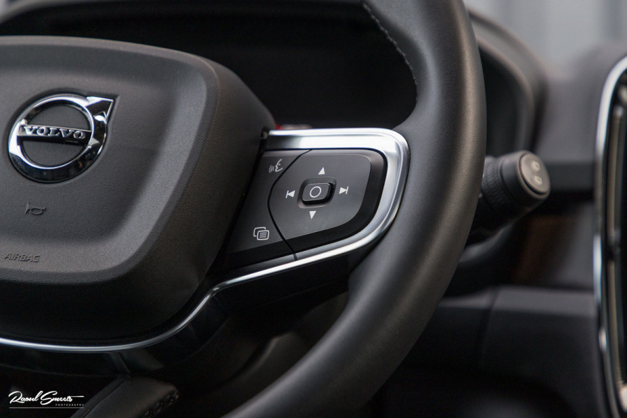 Volvo XC40 1.5 T5 Plug-in hybrid Ultimate Bright | Panoramadak | Adaptieve cruise | Memory | Blis | Harman Kardon |