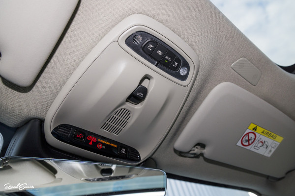 Volvo XC40 1.5 T5 Plug-in hybrid Ultimate Bright | Panoramadak | Adaptieve cruise | Memory | Blis | Harman Kardon |
