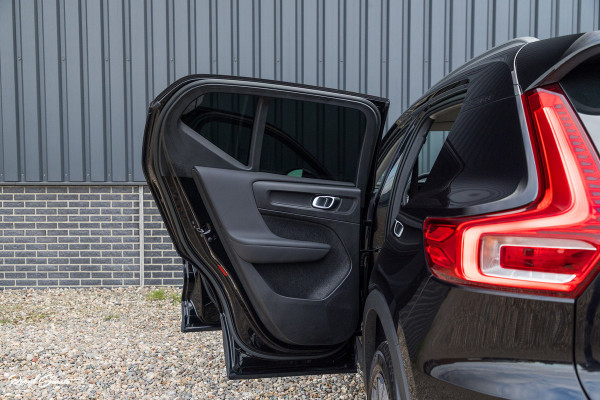 Volvo XC40 1.5 T5 Plug-in hybrid Ultimate Bright | Panoramadak | Adaptieve cruise | Memory | Blis | Harman Kardon |