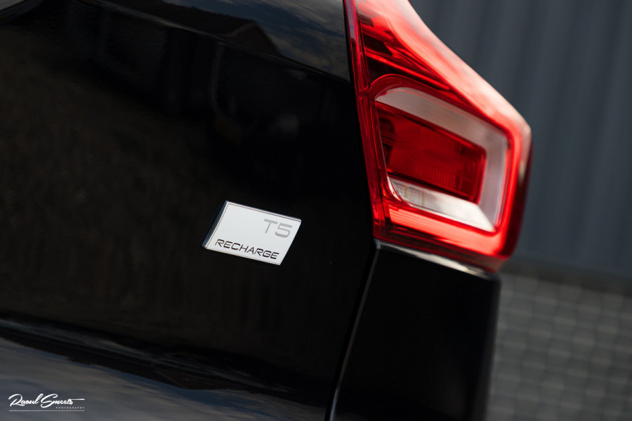 Volvo XC40 1.5 T5 Plug-in hybrid Ultimate Bright | Panoramadak | Adaptieve cruise | Memory | Blis | Harman Kardon |