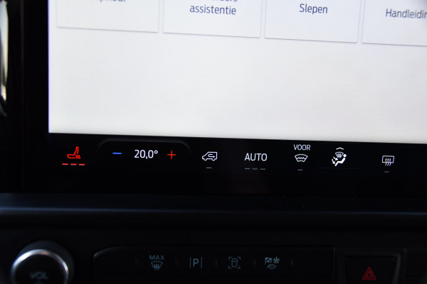 Ford Transit Custom 300 2.0 TDCI L1H1 Limited Black Edition Camera, Cruise, Carplay, LED, Stoelverwarming , 150pk, Sensoren, Trekhaak, Multimedia, Uniek!