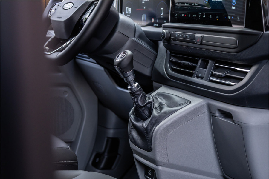 Ford Transit Custom 320 2.0 TDCI 150 PK L2H1 Limited | 6-zitter | ACC | Blind Spot | Navigatie | CarPlay | Camera | Trekhaak | Stoel- en stuurwielverwarming | DAB | BPM Vrij | Luxe dubbel cabine