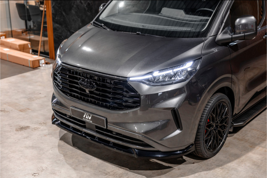 Ford Transit Custom 320 2.0 TDCI 150 PK L2H1 Limited | 6-zitter | ACC | Blind Spot | Navigatie | CarPlay | Camera | Trekhaak | Stoel- en stuurwielverwarming | DAB | BPM Vrij | Luxe dubbel cabine