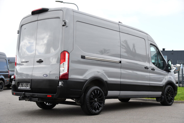 Ford Transit 350 2.0 TDCI L3H2 Raptor Edition FACELIFT! Virtual, 360 Camera, Carplay, Adaptieve Cruise, Stoelverwarming, Stuur verwarming, 165pk, automaat, Trekhaak, Uniek!