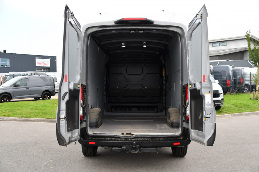 Ford Transit 350 2.0 TDCI L3H2 Raptor Edition FACELIFT! Virtual, 360 Camera, Carplay, Adaptieve Cruise, Stoelverwarming, Stuur verwarming, 165pk, automaat, Trekhaak, Uniek!