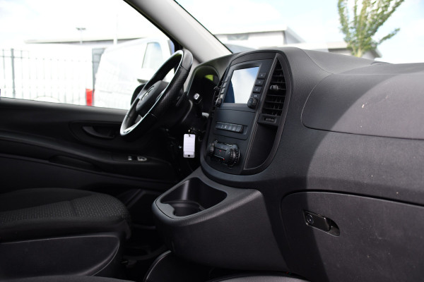 Mercedes-Benz Vito 116 CDI L2 Black Edition Camera, Cruise, Carplay, LED, 164pk, Stoelverwarming, Standkachel, Automaat, Multimedia, Uniek!