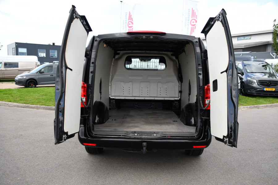 Mercedes-Benz Vito 116 CDI L2 Black Edition Camera, Cruise, Carplay, LED, 164pk, Stoelverwarming, Standkachel, Automaat, Multimedia, Uniek!