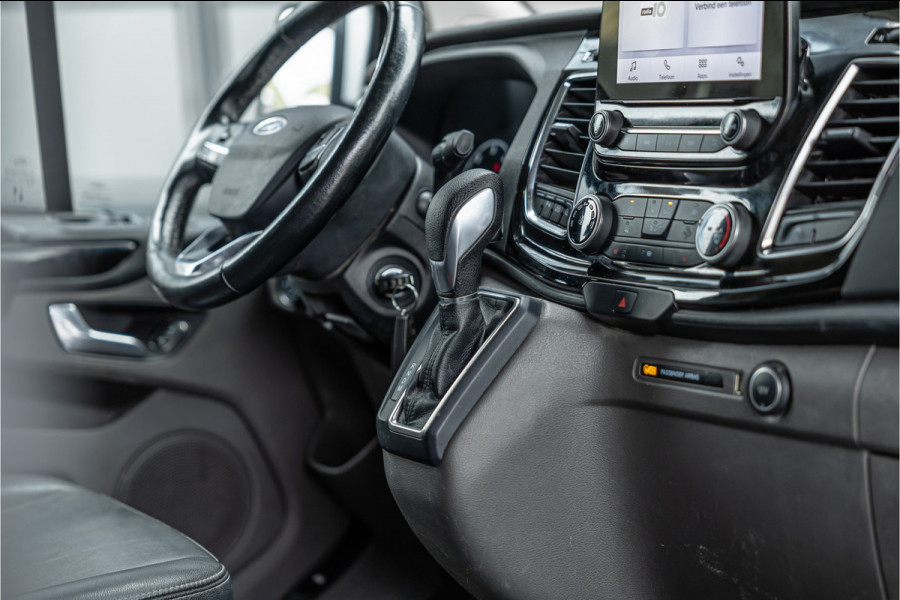 Ford Transit Custom 320 2.0 TDCI 185 PK L2H1 Sport | L+R Schuifdeur | CarPlay | Camera | Navigatie | Trekhaak | Stoelverwarming | Cruise control | DAB | Nieuwe APK