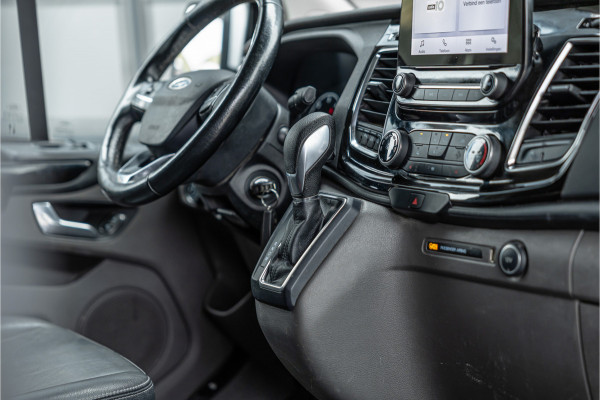 Ford Transit Custom 320 2.0 TDCI 185 PK L2H1 Sport | L+R Schuifdeur | CarPlay | Camera | Navigatie | Trekhaak | Stoelverwarming | Cruise control | DAB | Nieuwe APK