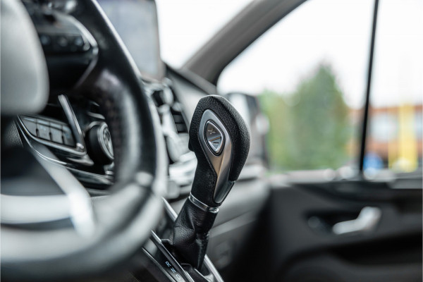 Ford Transit Custom 320 2.0 TDCI 185 PK L2H1 Sport | L+R Schuifdeur | CarPlay | Camera | Navigatie | Trekhaak | Stoelverwarming | Cruise control | DAB | Nieuwe APK