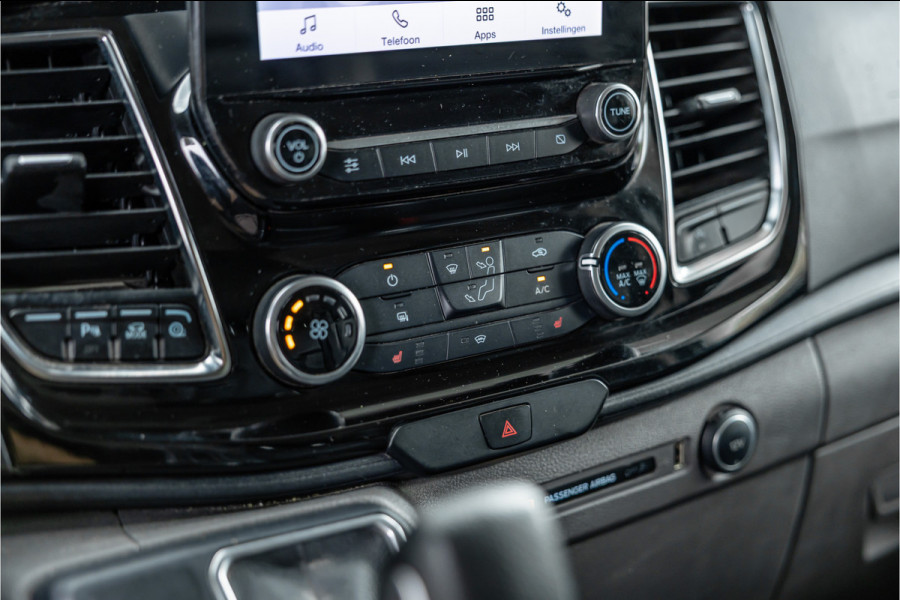 Ford Transit Custom 320 2.0 TDCI 185 PK L2H1 Sport | L+R Schuifdeur | CarPlay | Camera | Navigatie | Trekhaak | Stoelverwarming | Cruise control | DAB | Nieuwe APK