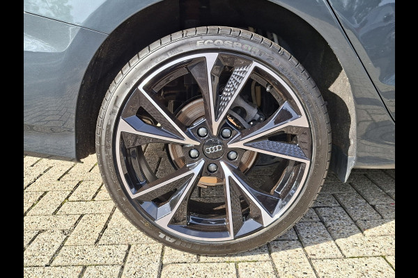 Audi A3 Limousine 30 TFSI AUTOMAAT * Carplay * Climate Control * Parkeersensoren *