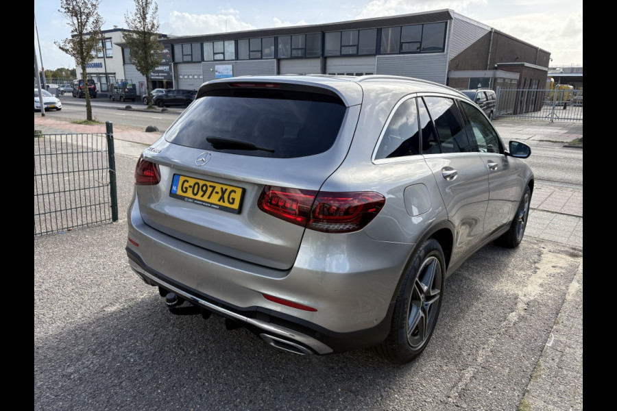 Mercedes-Benz GLC 200 Premium AMG-line