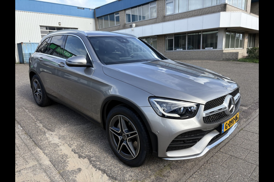 Mercedes-Benz GLC 200 Premium AMG-line