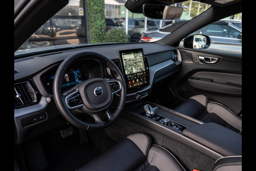 Volvo XC60 2.0 T6 Plug-in hybrid AWD Plus Black Edition | Pano | Surround View | Trekhaak | BTW