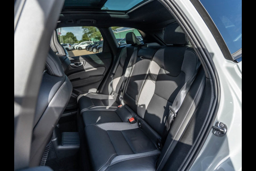 Volvo XC60 2.0 T6 Plug-in hybrid AWD Plus Black Edition | Pano | Surround View | Trekhaak | BTW