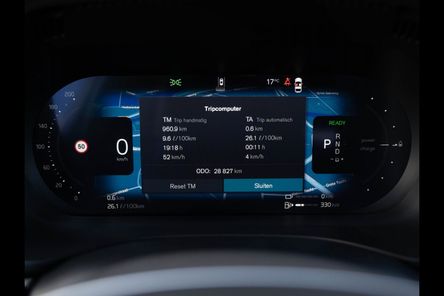 Volvo XC60 2.0 T6 Plug-in hybrid AWD Plus Black Edition | Pano | Surround View | Trekhaak | BTW
