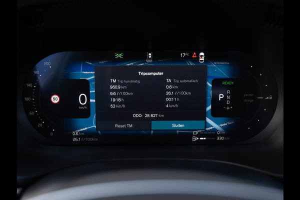 Volvo XC60 2.0 T6 Plug-in hybrid AWD Plus Black Edition | Pano | Surround View | Trekhaak | BTW