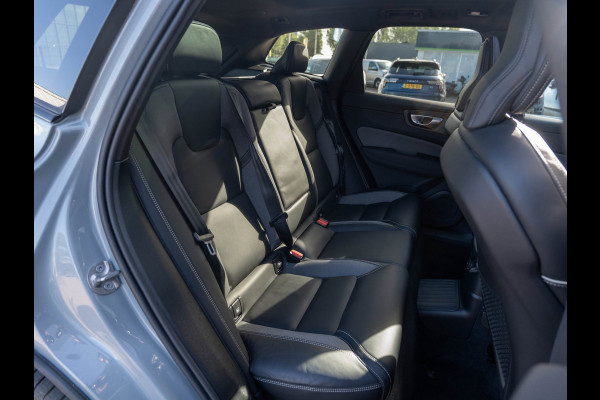 Volvo XC60 2.0 T6 Plug-in hybrid AWD Plus Black Edition | Pano | Surround View | Trekhaak | BTW