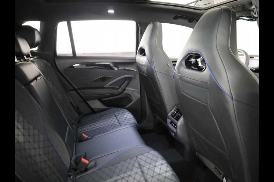 Volkswagen Tiguan 1.5 eHybrid R-Line Edition 204 pk Automaat (DSG) | Verlengde garantie | Navigatie | Panoramadak | Trekhaak (wegklapbaar) | Parkeersensoren (Park assist) | Rondomzicht camera | R-Line |