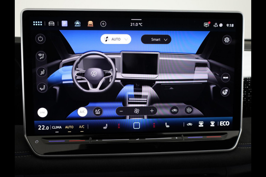 Volkswagen Tiguan 1.5 eHybrid R-Line Edition 204 pk Automaat (DSG) | Verlengde garantie | Navigatie | Panoramadak | Trekhaak (wegklapbaar) | Parkeersensoren (Park assist) | Rondomzicht camera | R-Line |