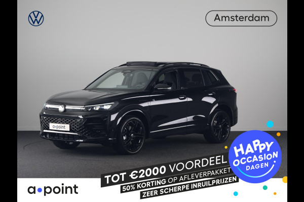 Volkswagen Tiguan 1.5 eHybrid R-Line Edition 204 pk Automaat (DSG) | Verlengde garantie | Navigatie | Panoramadak | Trekhaak (wegklapbaar) | Parkeersensoren (Park assist) | Rondomzicht camera | R-Line |