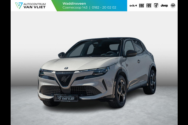 Alfa Romeo junior Elettrica Ti 54 kWh | Clima | Adapt. Cruise | Keyless | Handsfree A-Klep | PDC rondom | Pack Techno | Warmtepomp | Bicolore