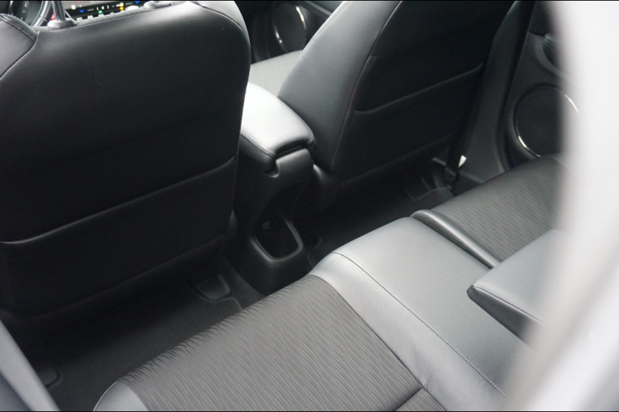 Honda HR-V 131PK i-VTEC Executive LUXE | PANO | NAVI | TREKHAAK
