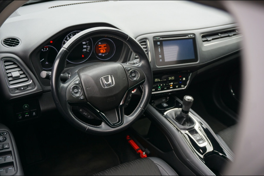 Honda HR-V 131PK i-VTEC Executive LUXE | PANO | NAVI | TREKHAAK