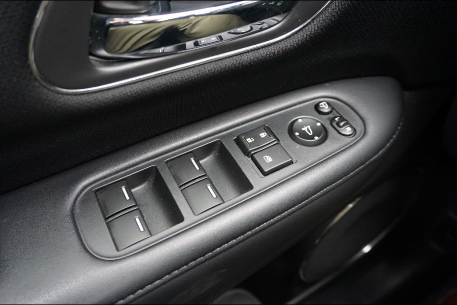 Honda HR-V 131PK i-VTEC Executive LUXE | PANO | NAVI | TREKHAAK