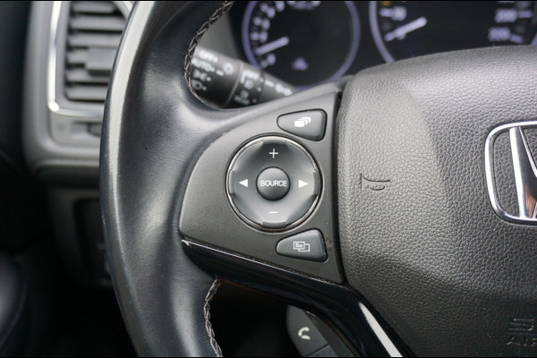 Honda HR-V 131PK i-VTEC Executive LUXE | PANO | NAVI | TREKHAAK