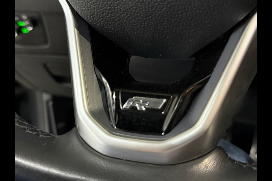 Volkswagen Passat Variant 2.0 TSI R-line Executive Business | VOL! | PANO | IQ.LIGHT | Dynaudio| Virtual | Leder | HuD | Trekhaak