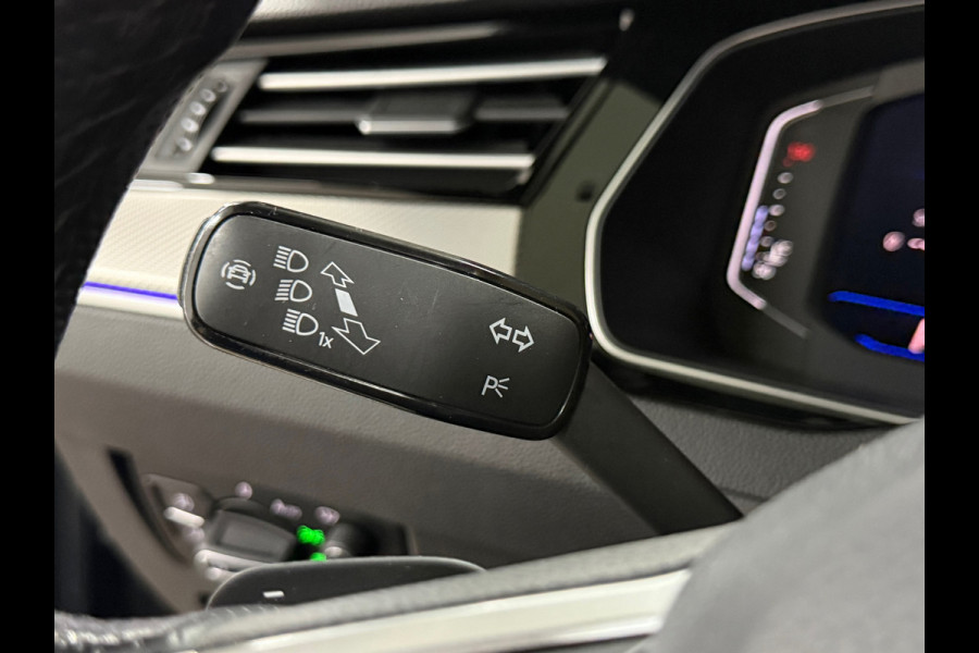 Volkswagen Passat Variant 2.0 TSI R-line Executive Business | VOL! | PANO | IQ.LIGHT | Dynaudio| Virtual | Leder | HuD | Trekhaak