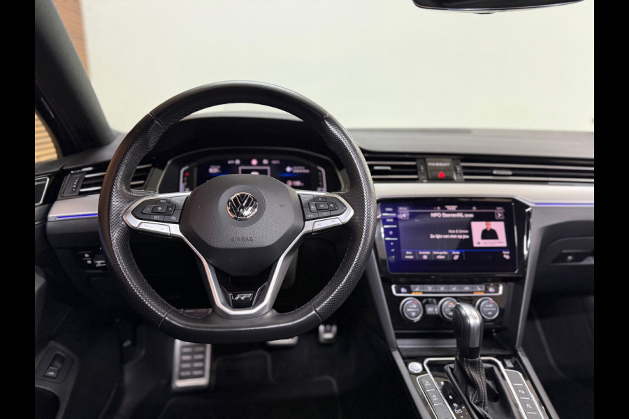 Volkswagen Passat Variant 2.0 TSI R-line Executive Business | VOL! | PANO | IQ.LIGHT | Dynaudio| Virtual | Leder | HuD | Trekhaak