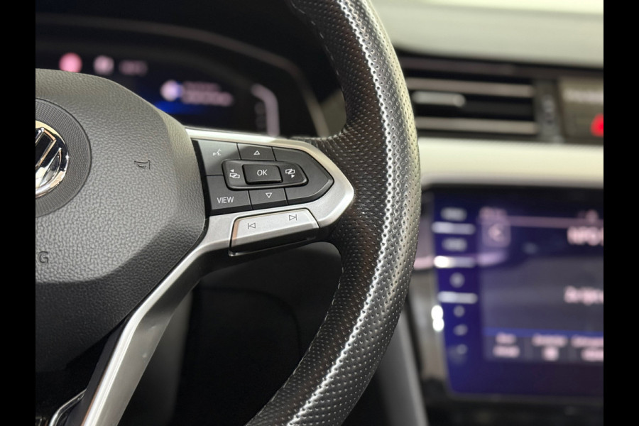 Volkswagen Passat Variant 2.0 TSI R-line Executive Business | VOL! | PANO | IQ.LIGHT | Dynaudio| Virtual | Leder | HuD | Trekhaak
