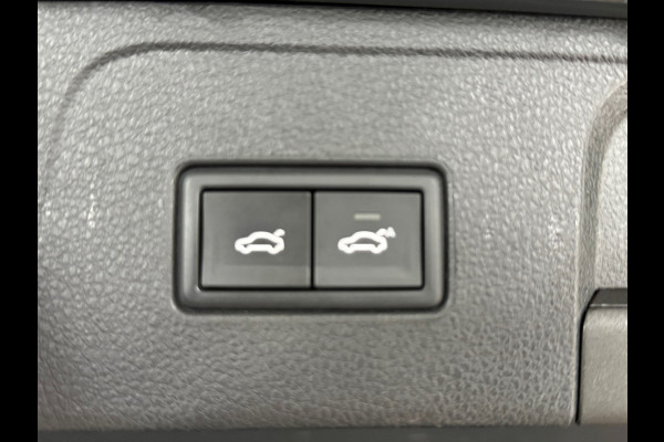 Volkswagen Passat Variant 2.0 TSI R-line Executive Business | VOL! | PANO | IQ.LIGHT | Dynaudio| Virtual | Leder | HuD | Trekhaak
