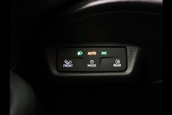 CUPRA Tavascan Business 82 kWh 286 pk | Navigatie | Warmtepomp | Parkeersensoren (Park assist) | Achteruitrijcamera | Stoelverwarming |