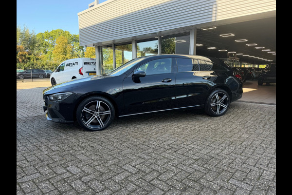 Mercedes-Benz CLA-Klasse Shooting Brake 250 e Premium Plus 218 Pk | Navigatie | Cruise | Clima | 18" lichtmetaal.