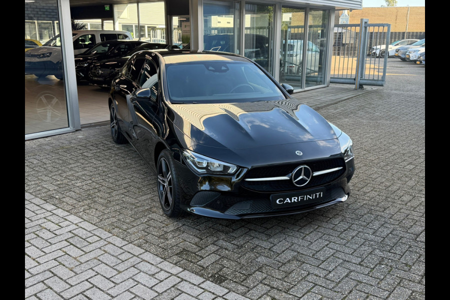 Mercedes-Benz CLA-Klasse Shooting Brake 250 e Premium Plus 218 Pk | Navigatie | Cruise | Clima | 18" lichtmetaal.