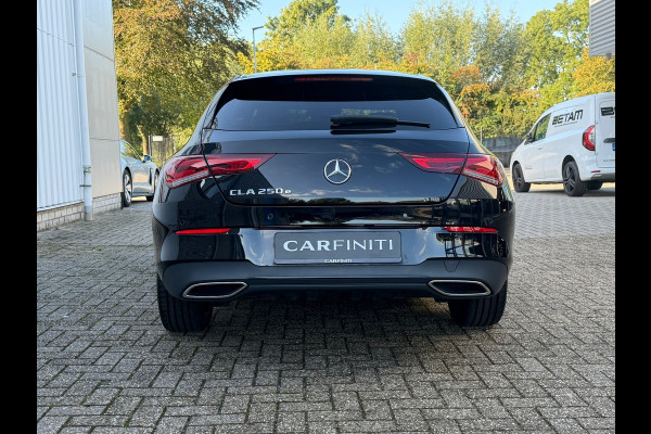 Mercedes-Benz CLA-Klasse Shooting Brake 250 e Premium Plus 218 Pk | Navigatie | Cruise | Clima | 18" lichtmetaal.